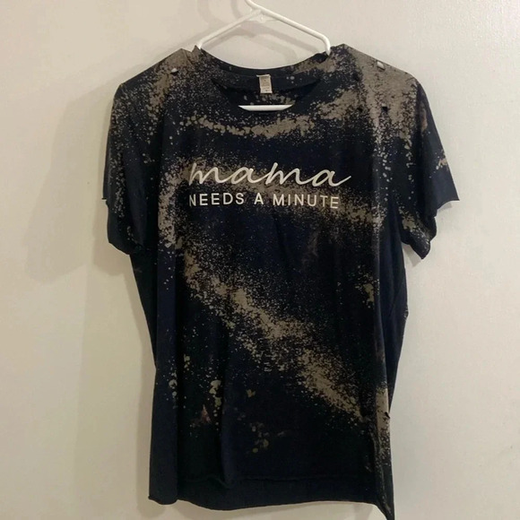 Mama needs a minute black black pattern tee size medium - Picture 1 of 8